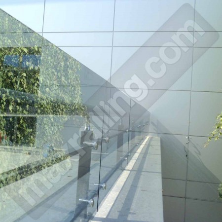 Иноксови парапети